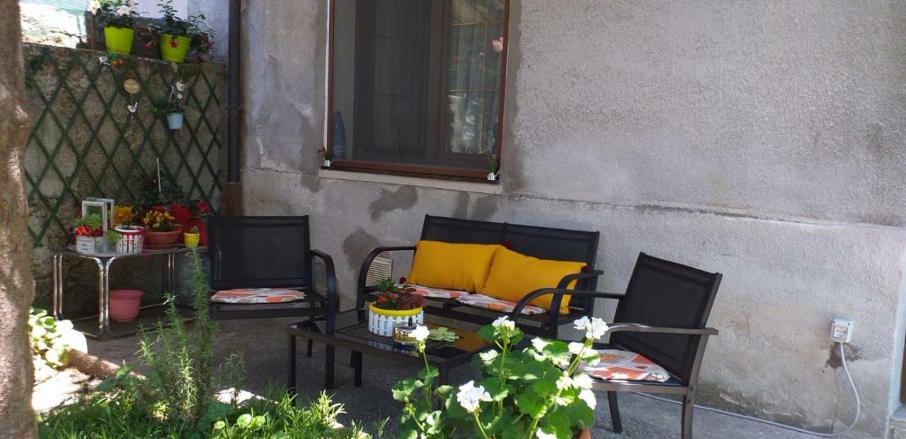 Casa Vacanze Poison ตรีเอสเต ภายนอก รูปภาพ