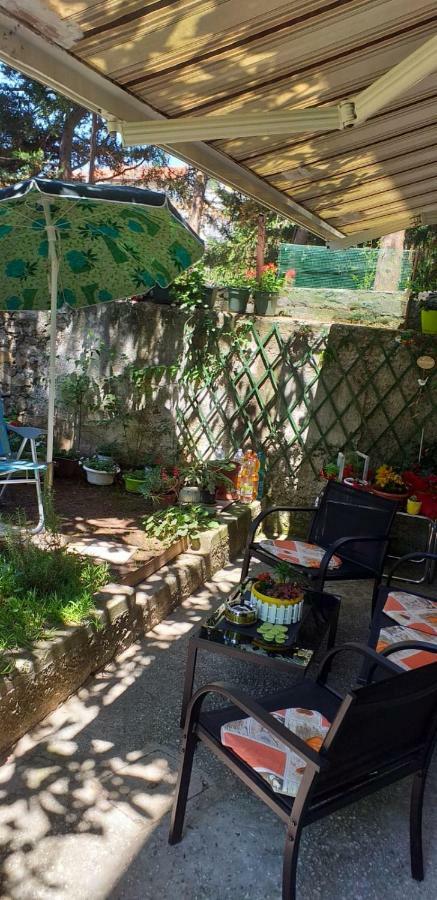 Casa Vacanze Poison ตรีเอสเต ภายนอก รูปภาพ